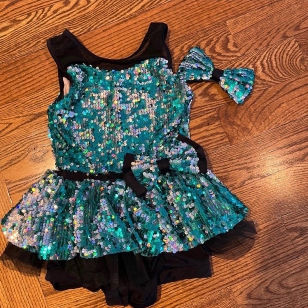 Girls Weissman showtime all for one emerald dance costume